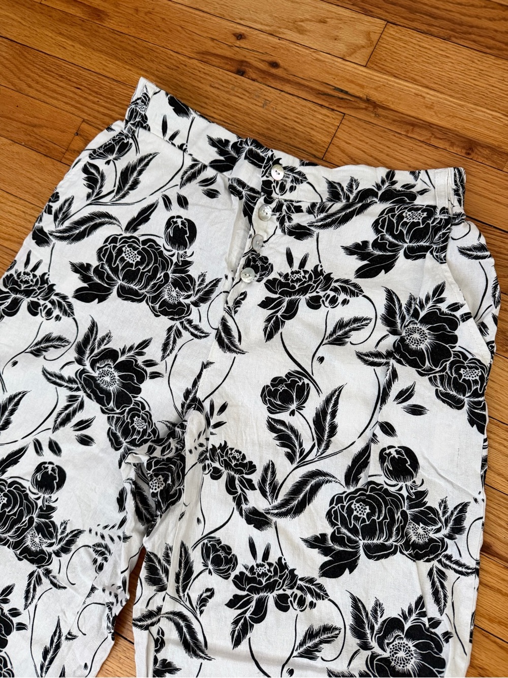 🎯Marc New York Linen Buttons Black/White Floral Trousers Pants M coastal flare - Picture 3 of 8